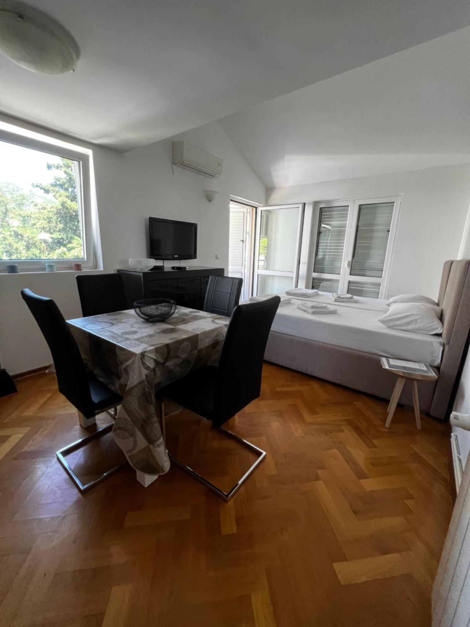 Guest House Mrvaljevic Budva Luaran gambar