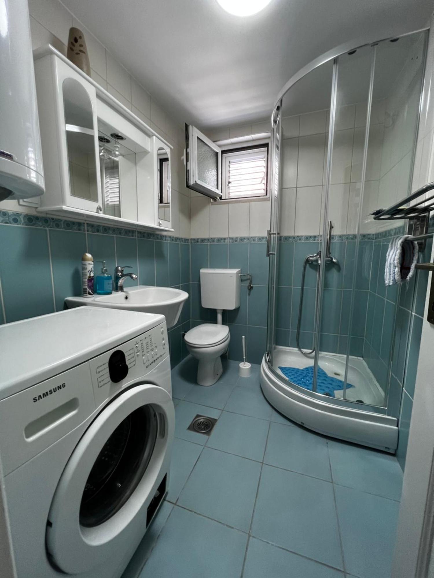 Guest House Mrvaljevic Budva Luaran gambar