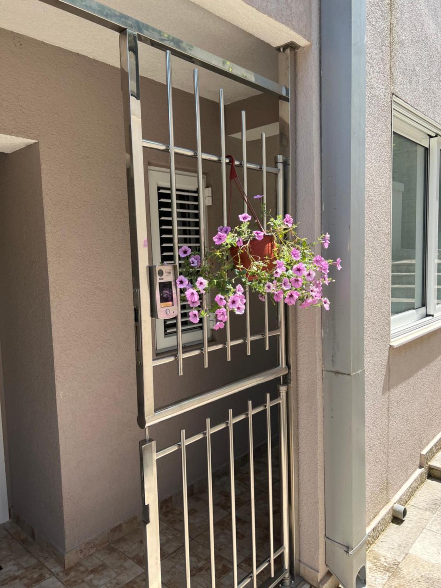 Guest House Mrvaljevic Budva Luaran gambar